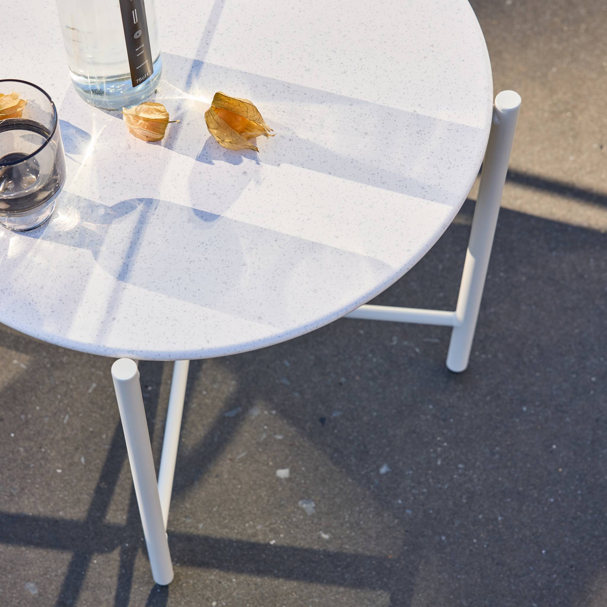 Set de 2 fauteuils relax avec table ronde en acier SALINA