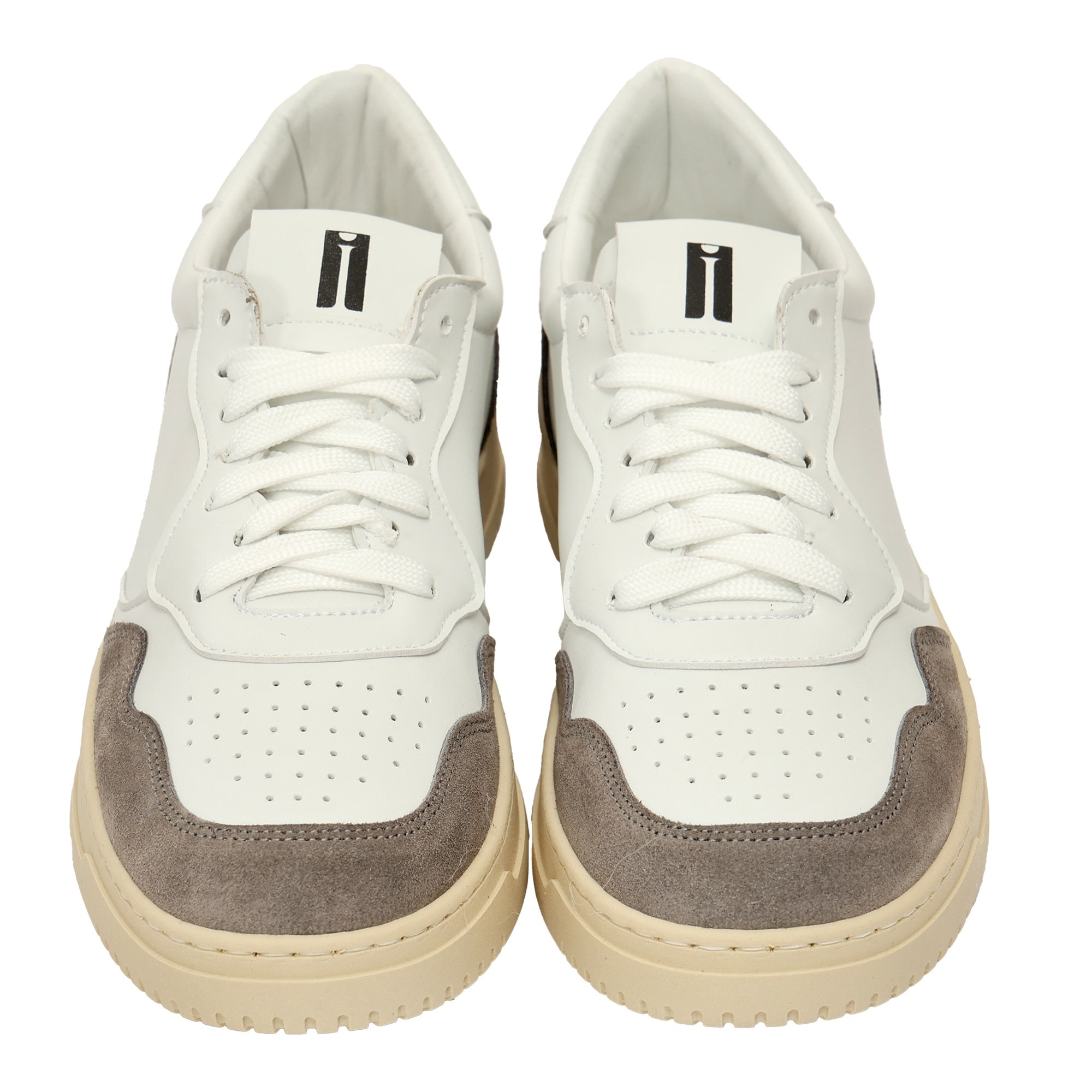 Sneakers in pelle con inserti in camoscio