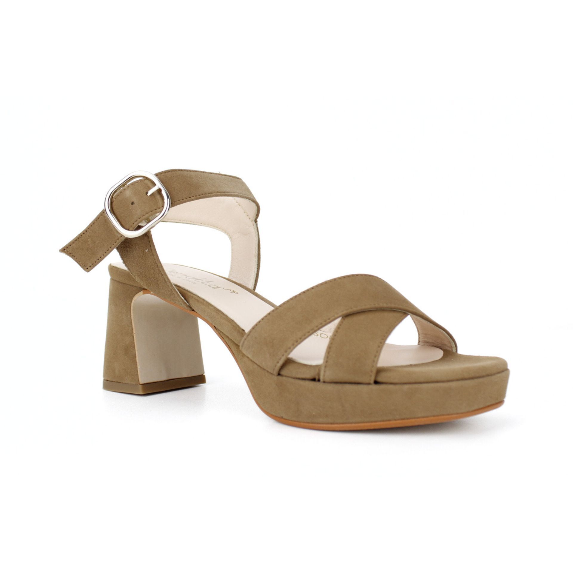 Sandalia de ante. Tacón de 5,5 cm