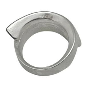 Anillo Twister en plata chapado,10µ
