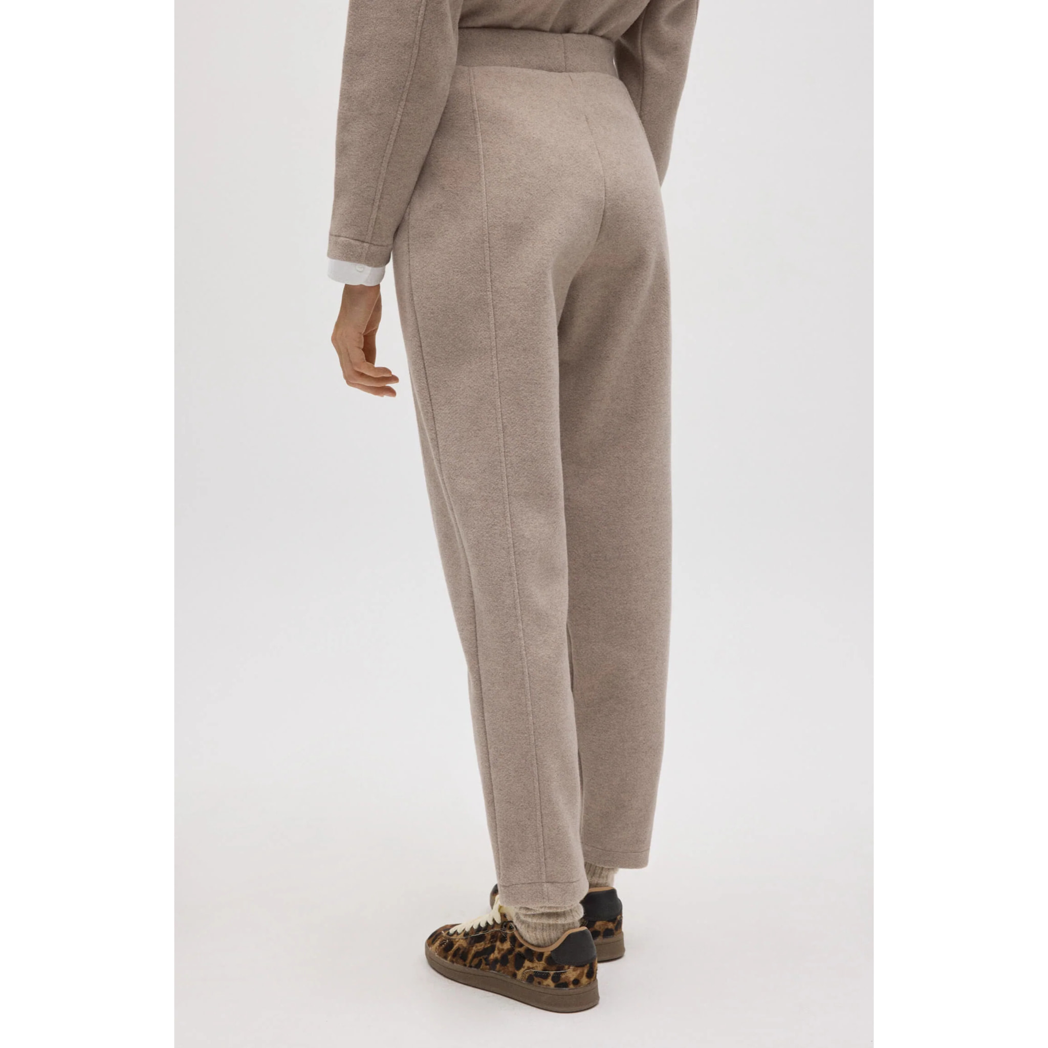 Pantaloni caldi slim fit con struttura marrone