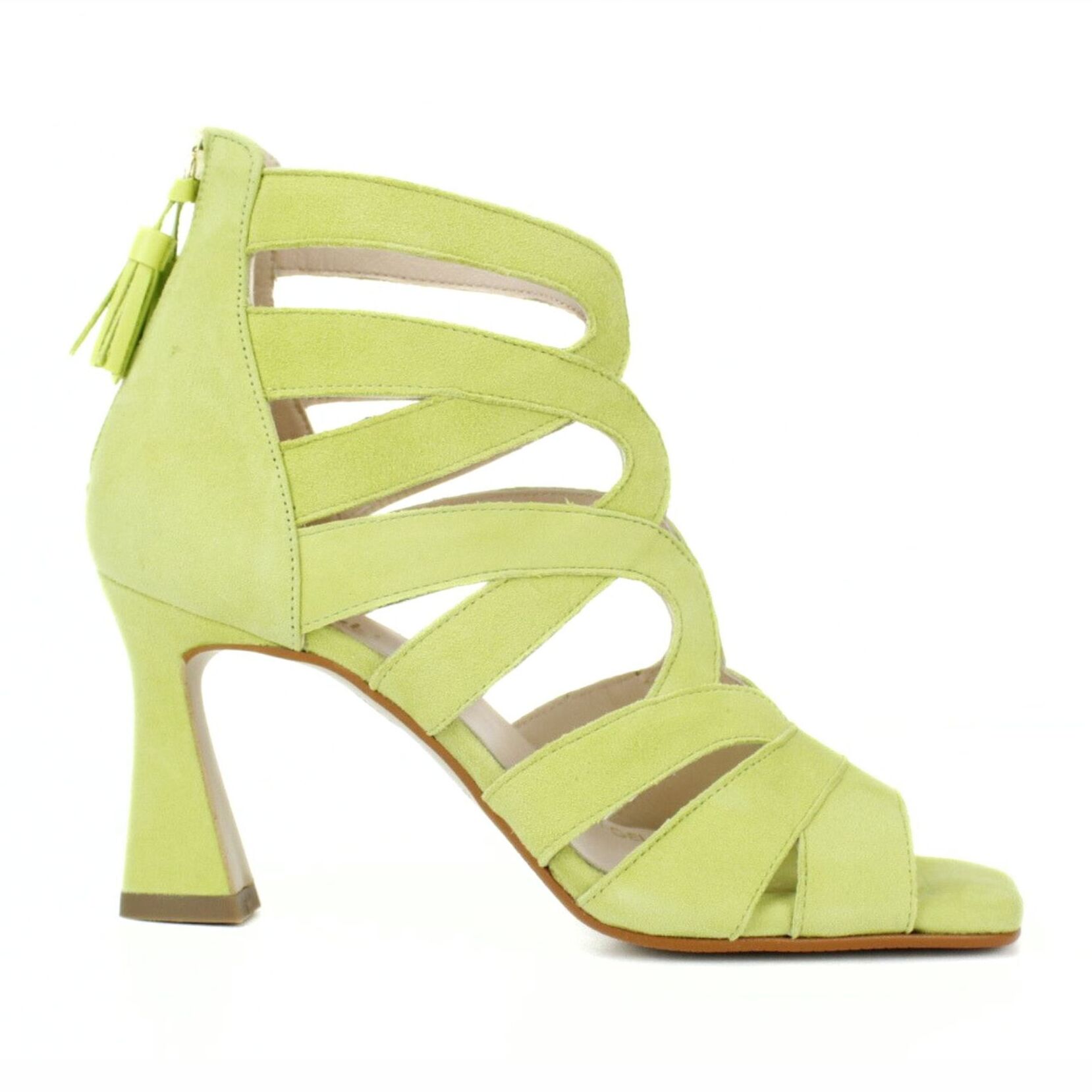 Sandalia de fiesta con tiras cruzadas. Tacón de 7 cm