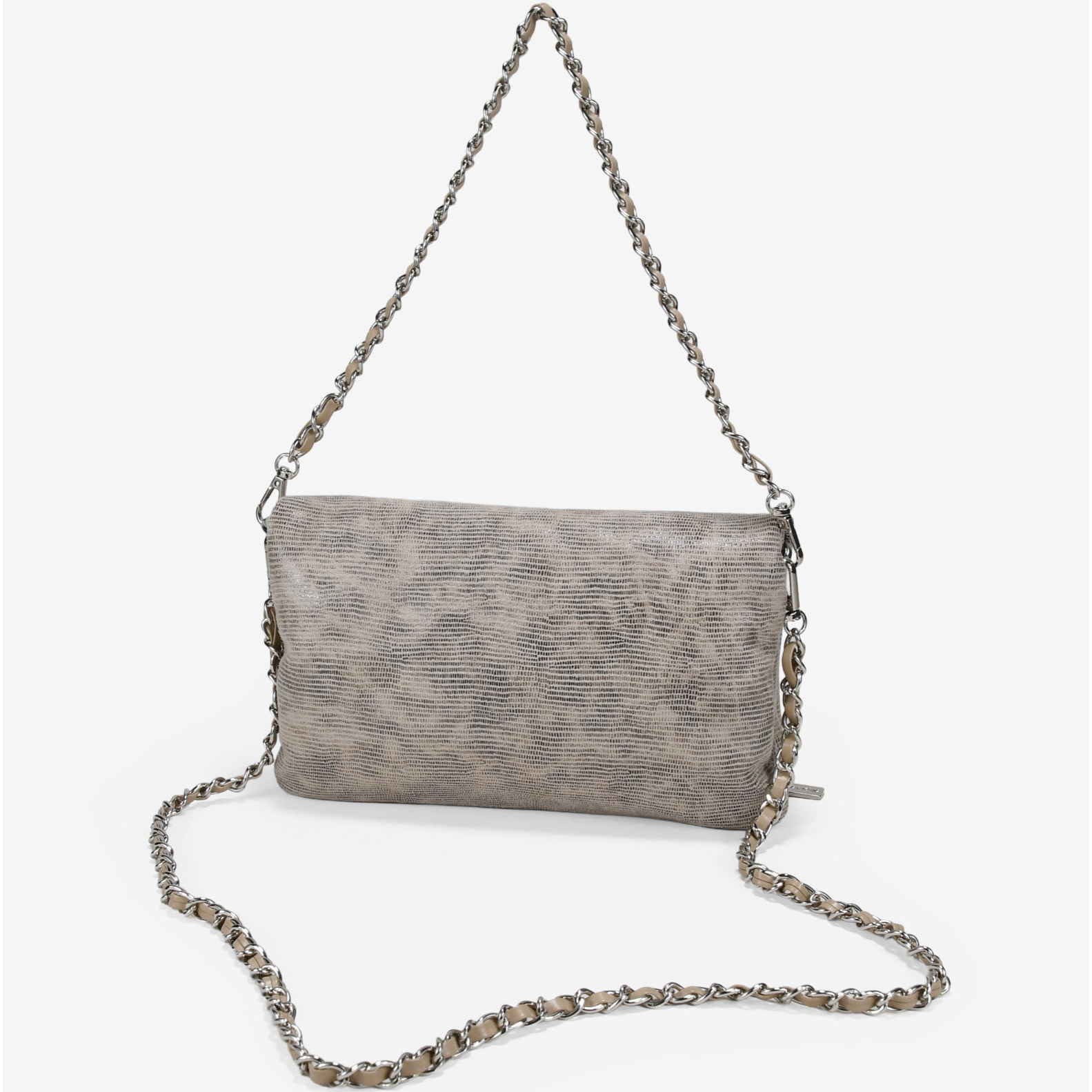 Bolso bandolera beige con solapa y asas de cadena