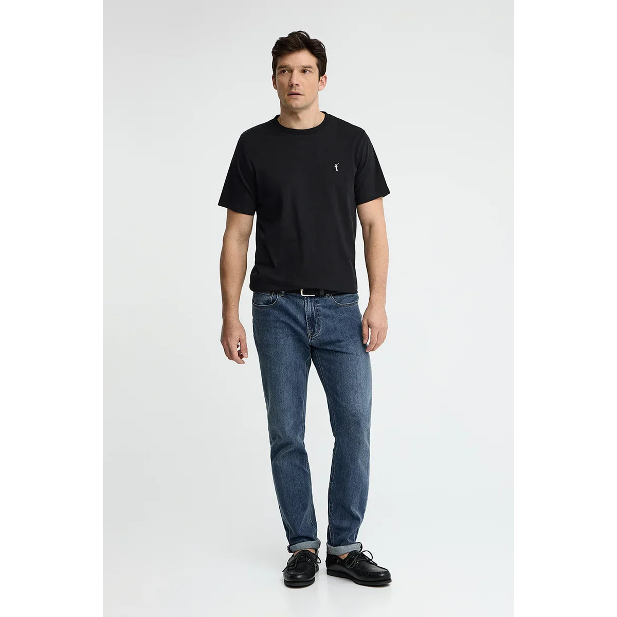 Camiseta negra de manga corta y bordado Rigby Go