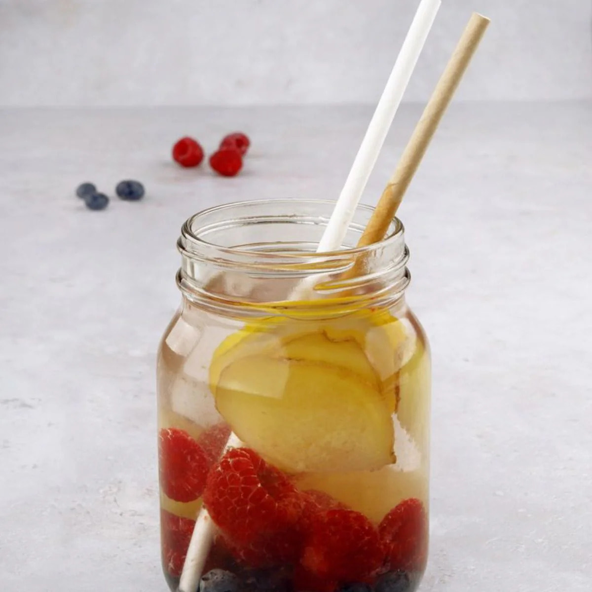 Lot de 60 pailles en papier brun et blanc 24 cm Fackelmann Bar Concept