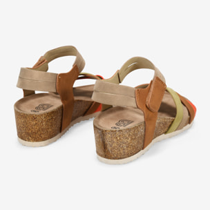 Sandalias caqui con cuña de corcho