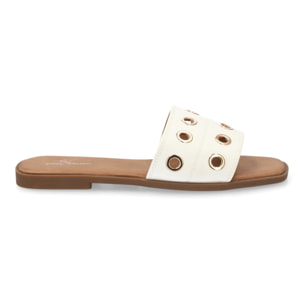 Sandalia pala mujer con ojales metálicos