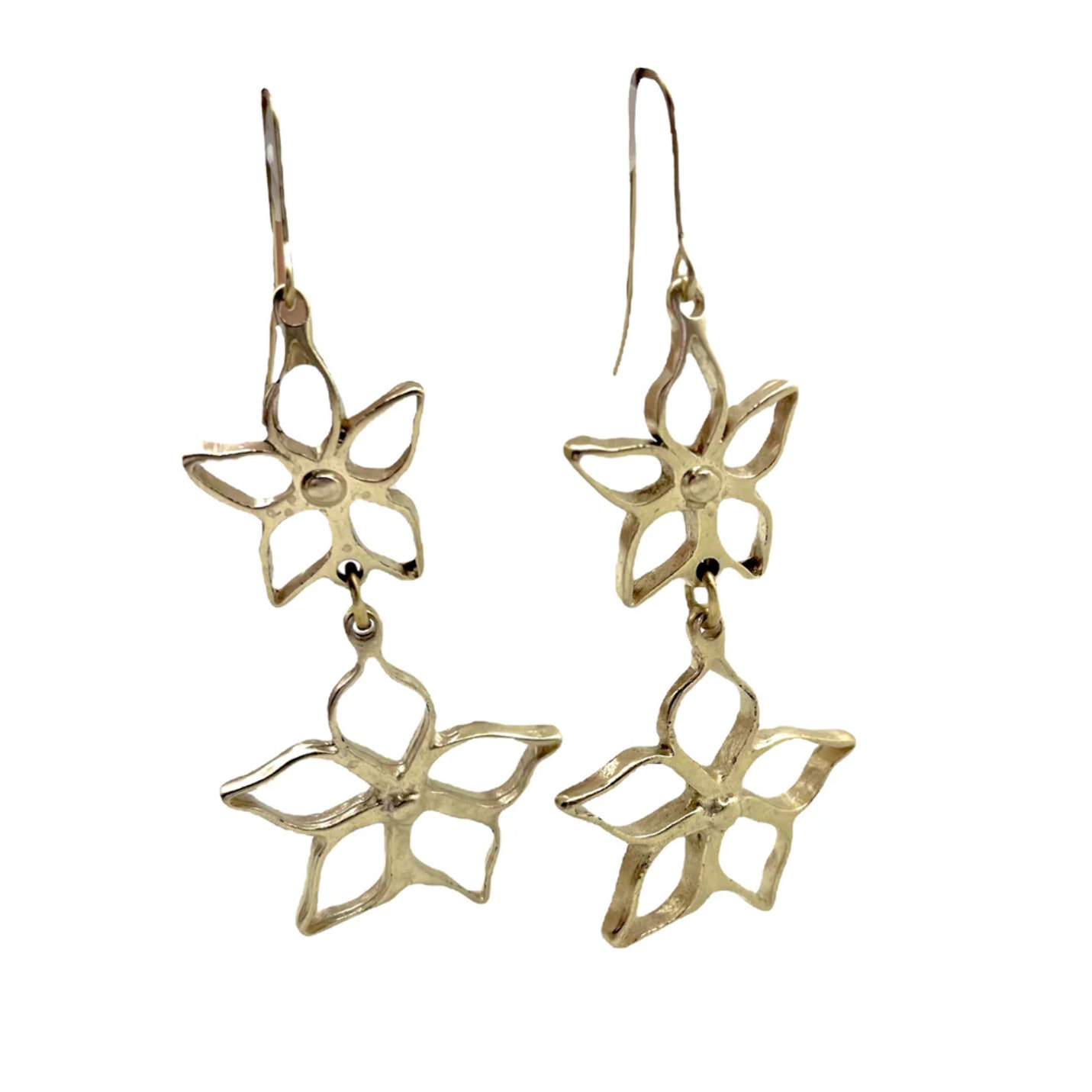 Pendiente doble Irregular Blom en dorado chapado latón gancho