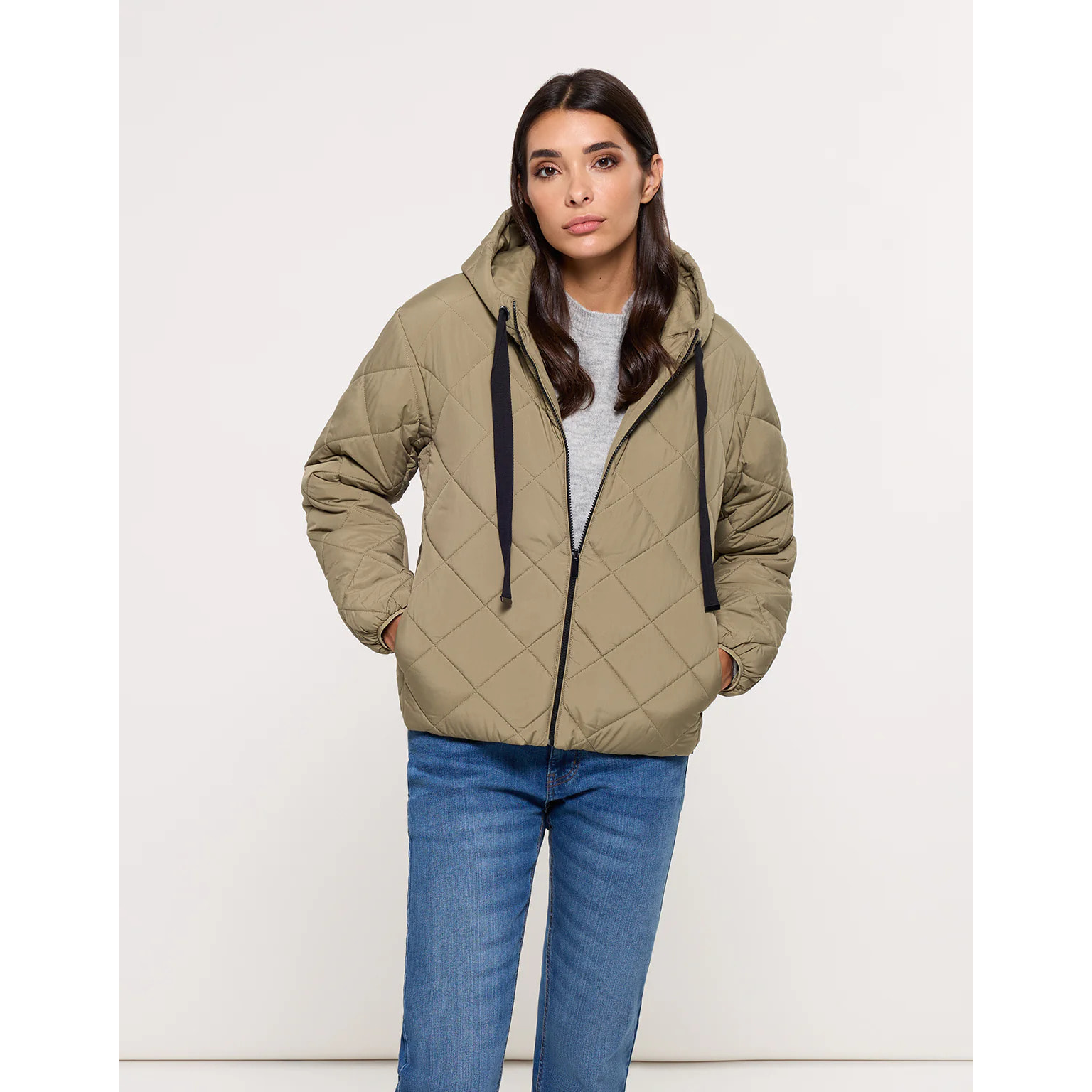 Chaqueta con Capucha Caqui - Dumosa