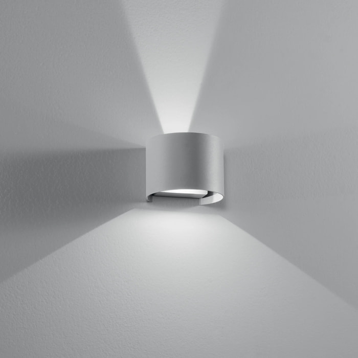 Applique LED per esterno DELTA grigia con luce biemissione e paratie regolabili 2x5W 3000K (luce calda)