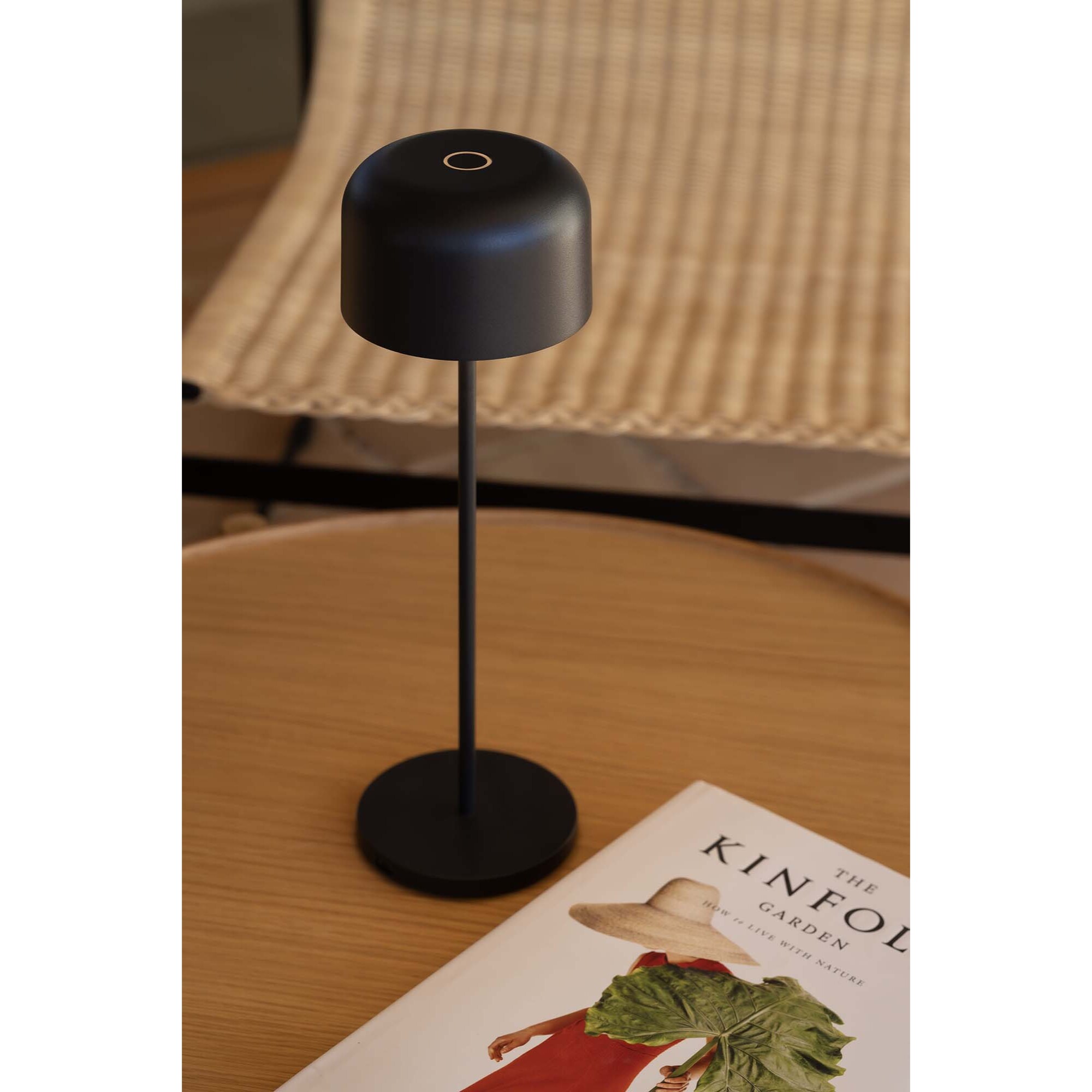 MAVIS 360 Lámpara portátil negra