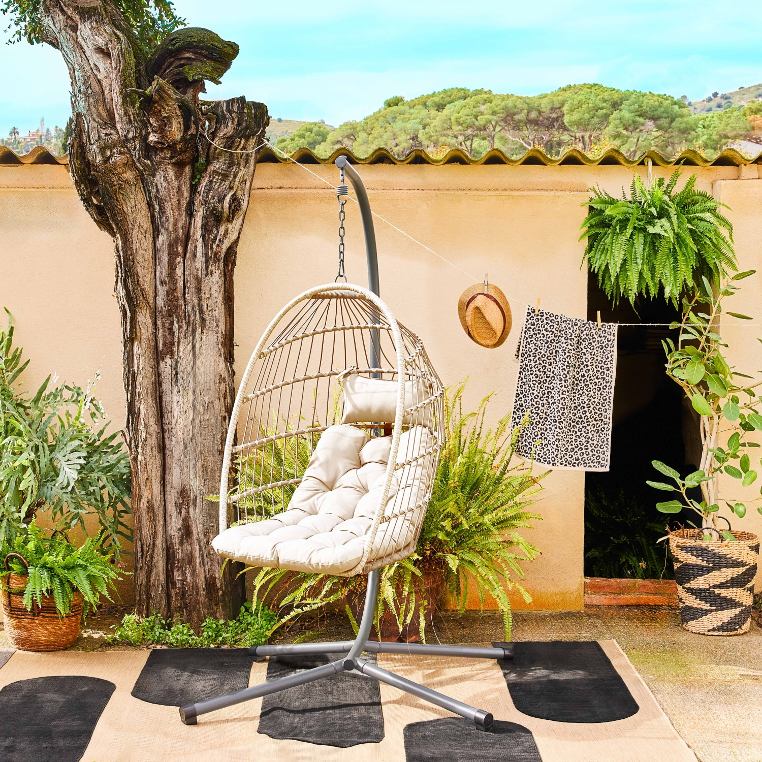 Oeuf suspendu acier osier coussin inclus TOSCANA