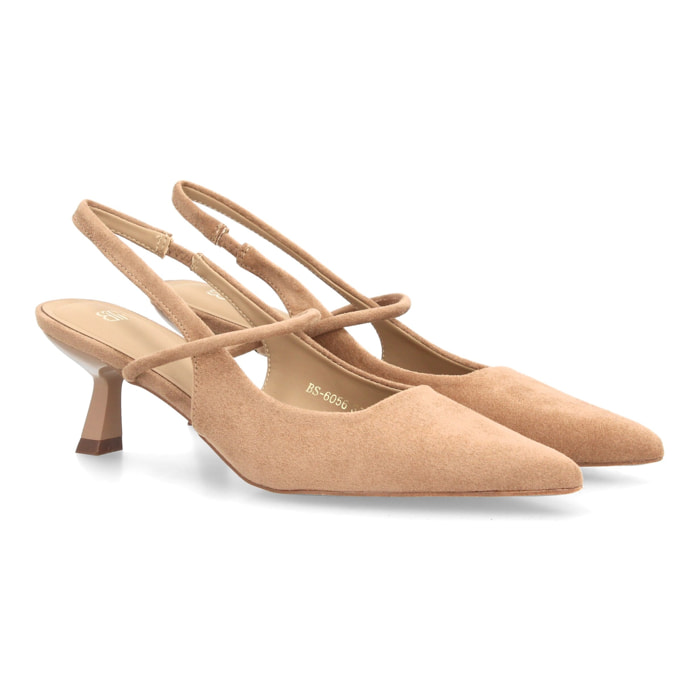 Zapato salon destalonado con tiras