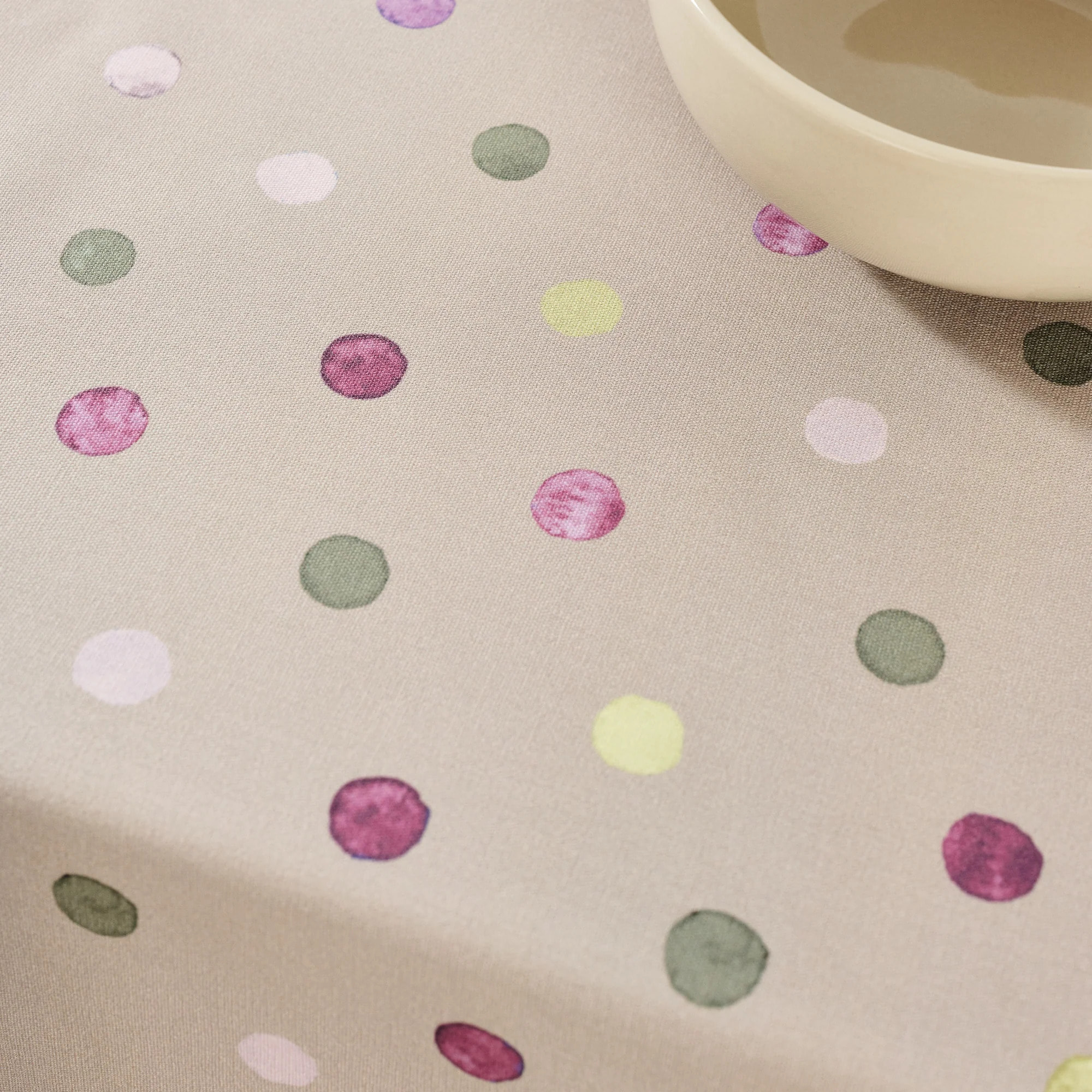 Nappe anti-taches au toucher tissu 0120-357