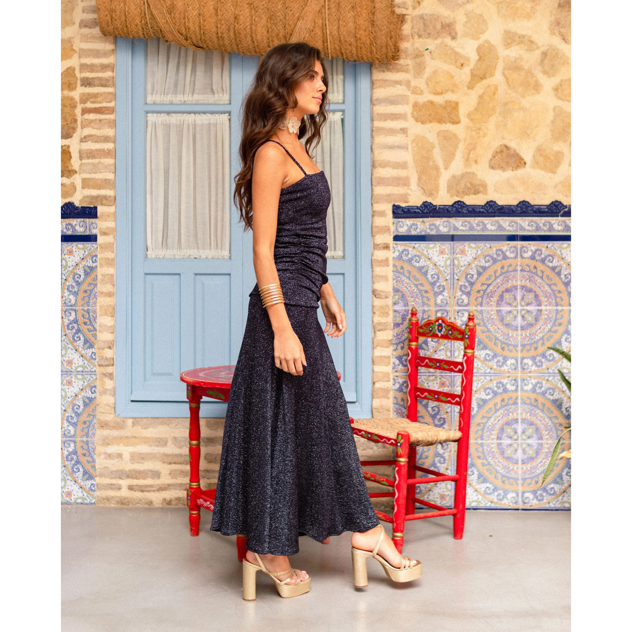 Vestido midi de tirantes con brillo