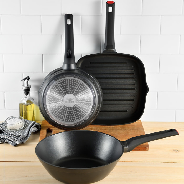 Juego de 4 sartenes + Wok + Sarten asador San Ignacio pro.