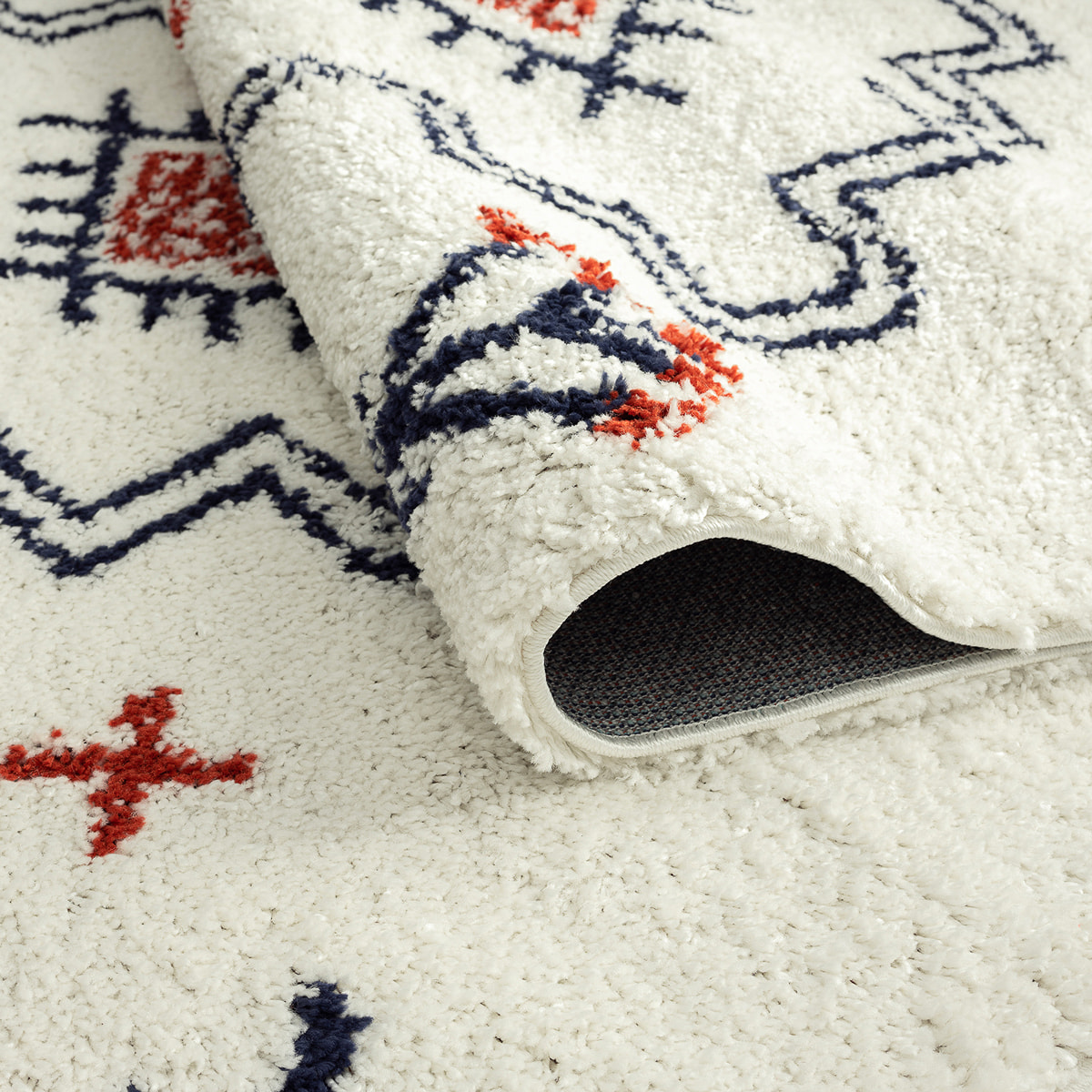 Tipi - tapis chambre d'enfant style berbère à poils longs à motif multicolore
