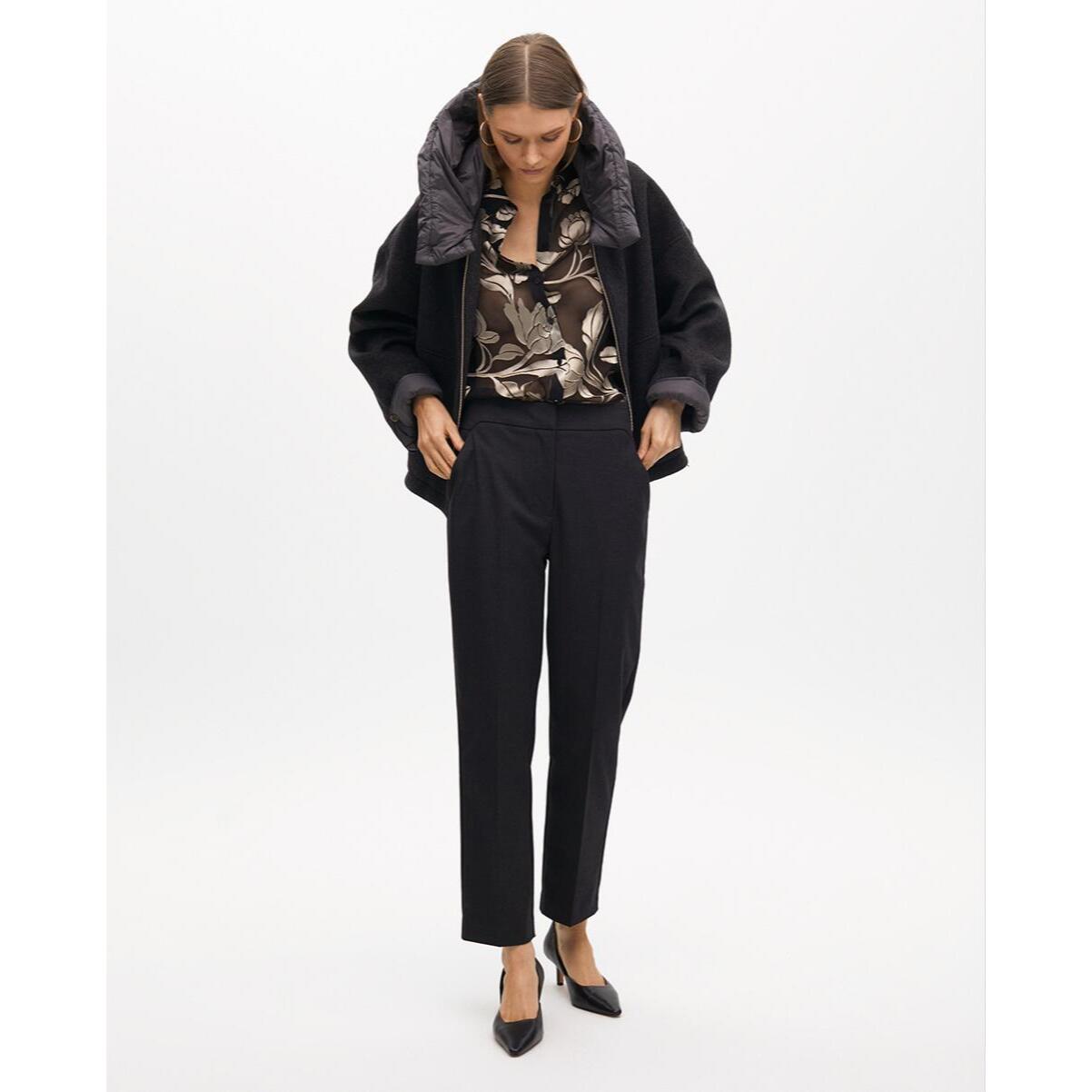 Cappotto Corto Bimateriale con Cappuccio