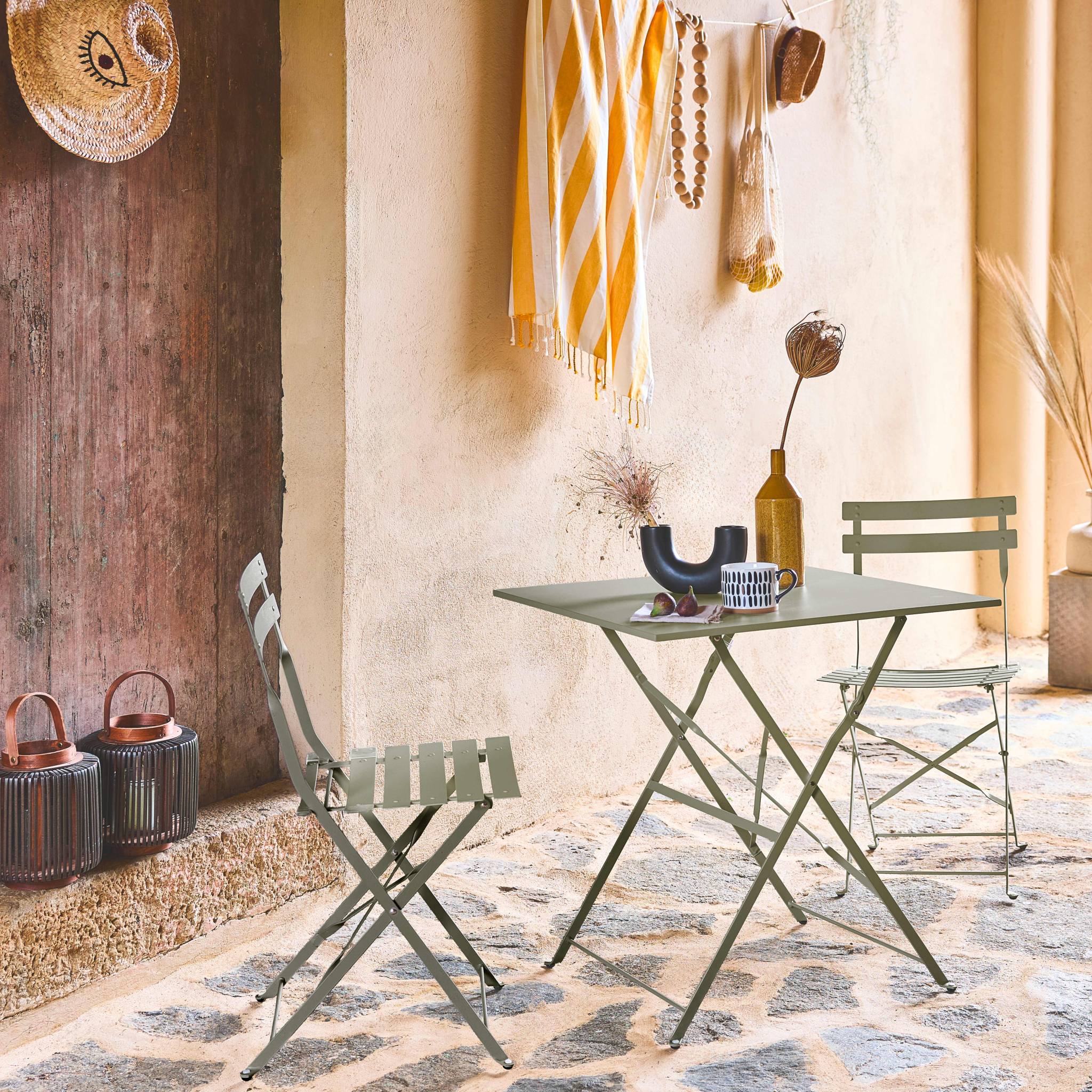 Table de jardin bistrot pliante métal + 2 assises vert de gris 70 x 70cm. acier thermolaqué