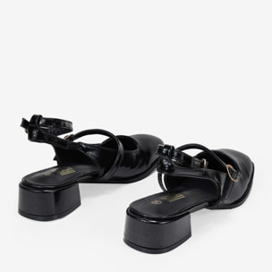 Zapatos Mary Jane destalonados negros con tacón