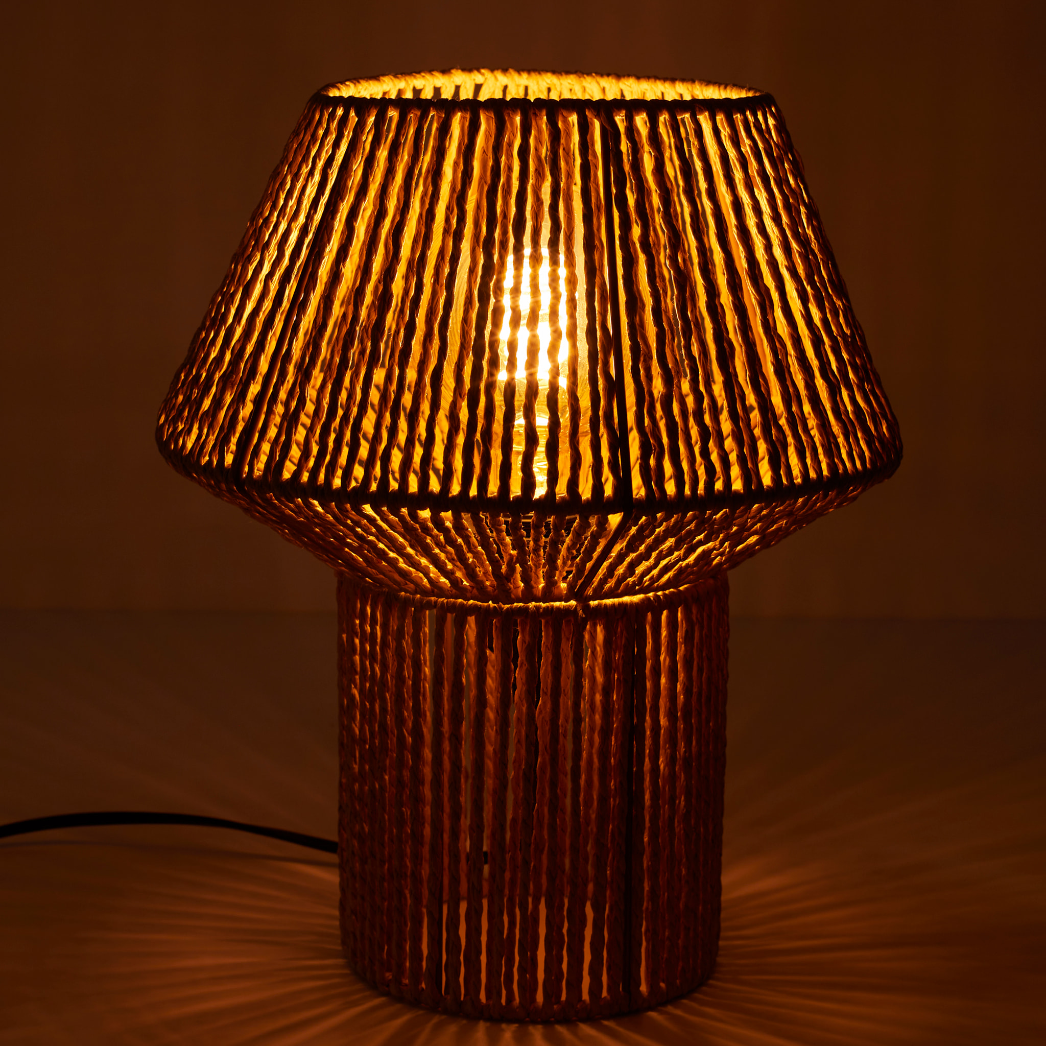 Lampe A Poser Abat Jour Effet Corde Tressee