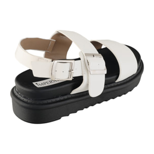 Sandali platform con fibbie