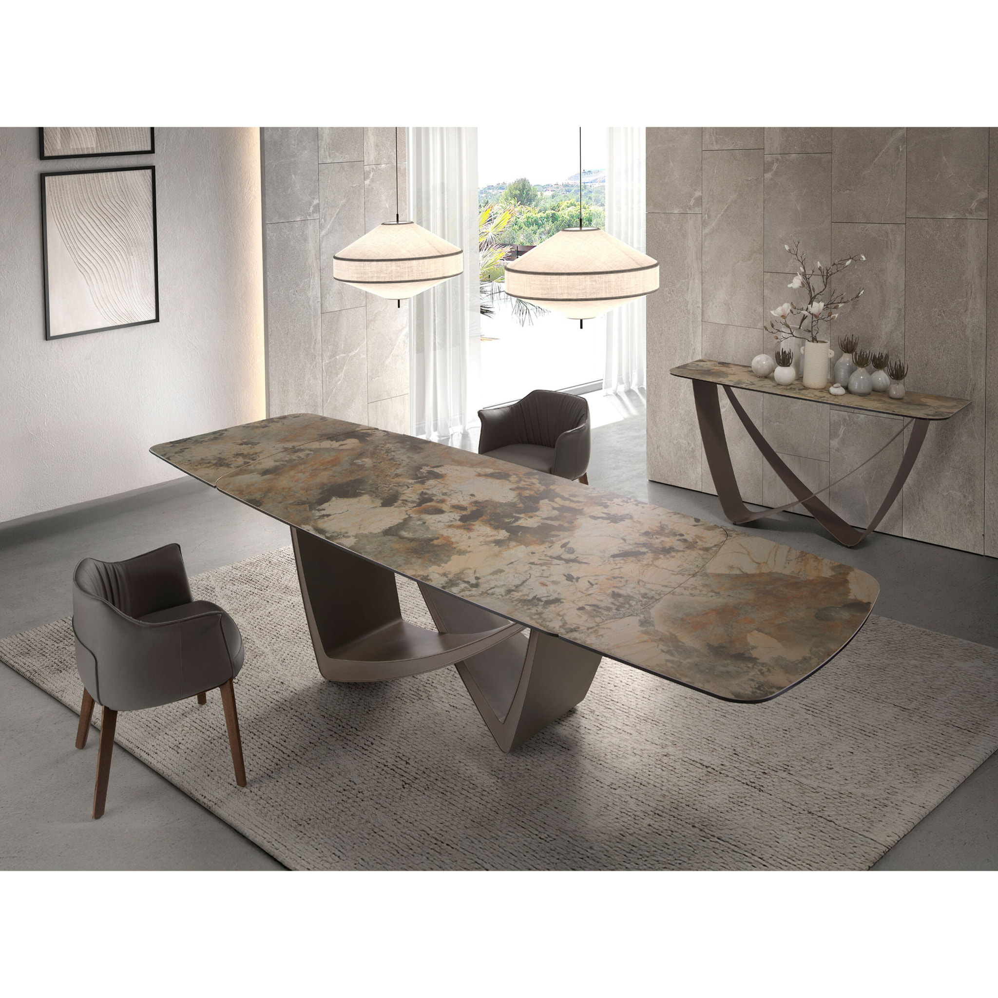 Silla Angel Cerdá con reposabrazos con asiento y respaldo tapizados en polipiel griss patas de madera en nogal 64x56x73cm