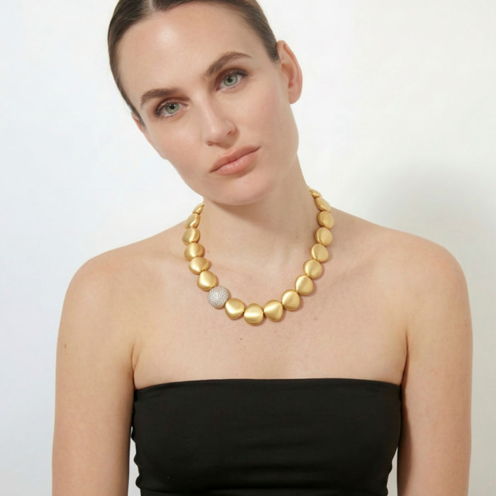 Collar Ubras acabado oro amarillo 18k