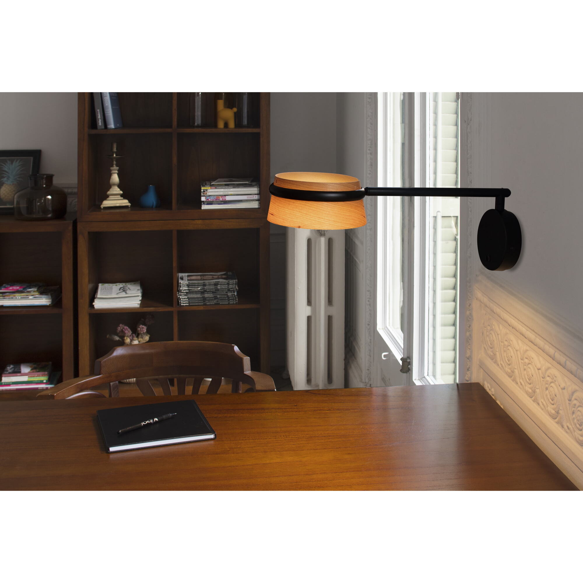 LOOP Lampe applique noire avec bras articulé