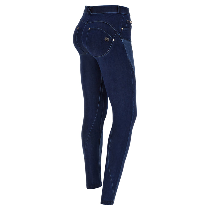 Jeans WR.UP® in denim navetta con inserti a contrasto