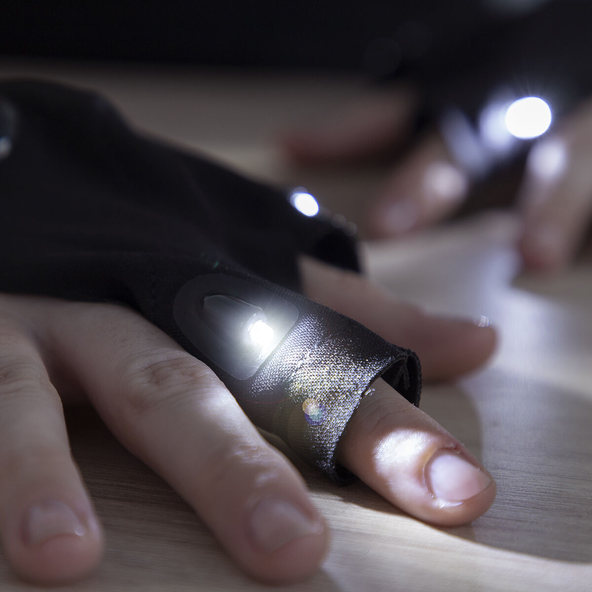 Gants avec Lumière LED Gleds InnovaGoods 2 Unités