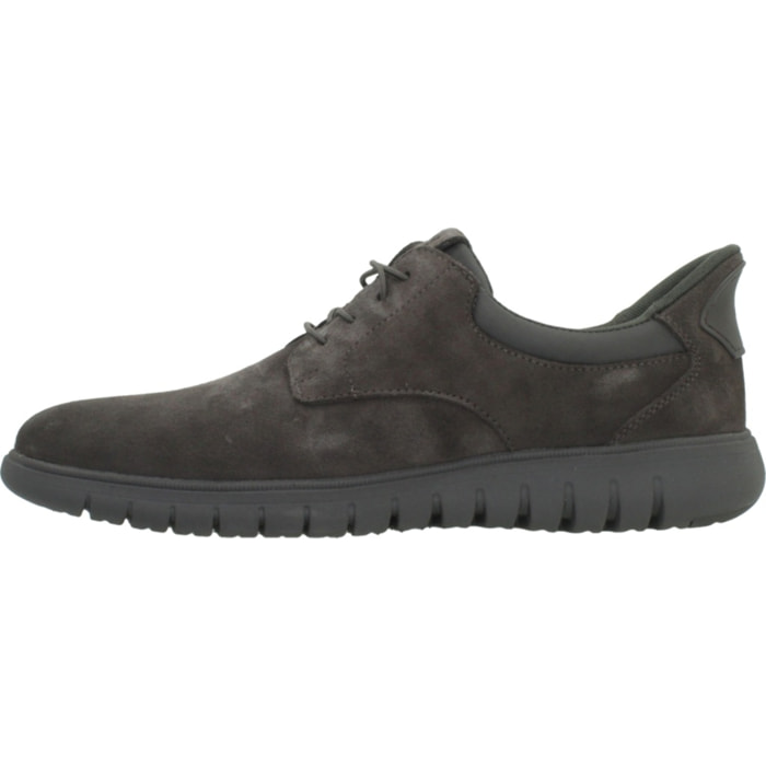 Zapatos de Vestir Hombre de la marca GEOX  modelo U664JA 00022 MARRON