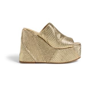 Mule en rafia con cuña de 13 cm