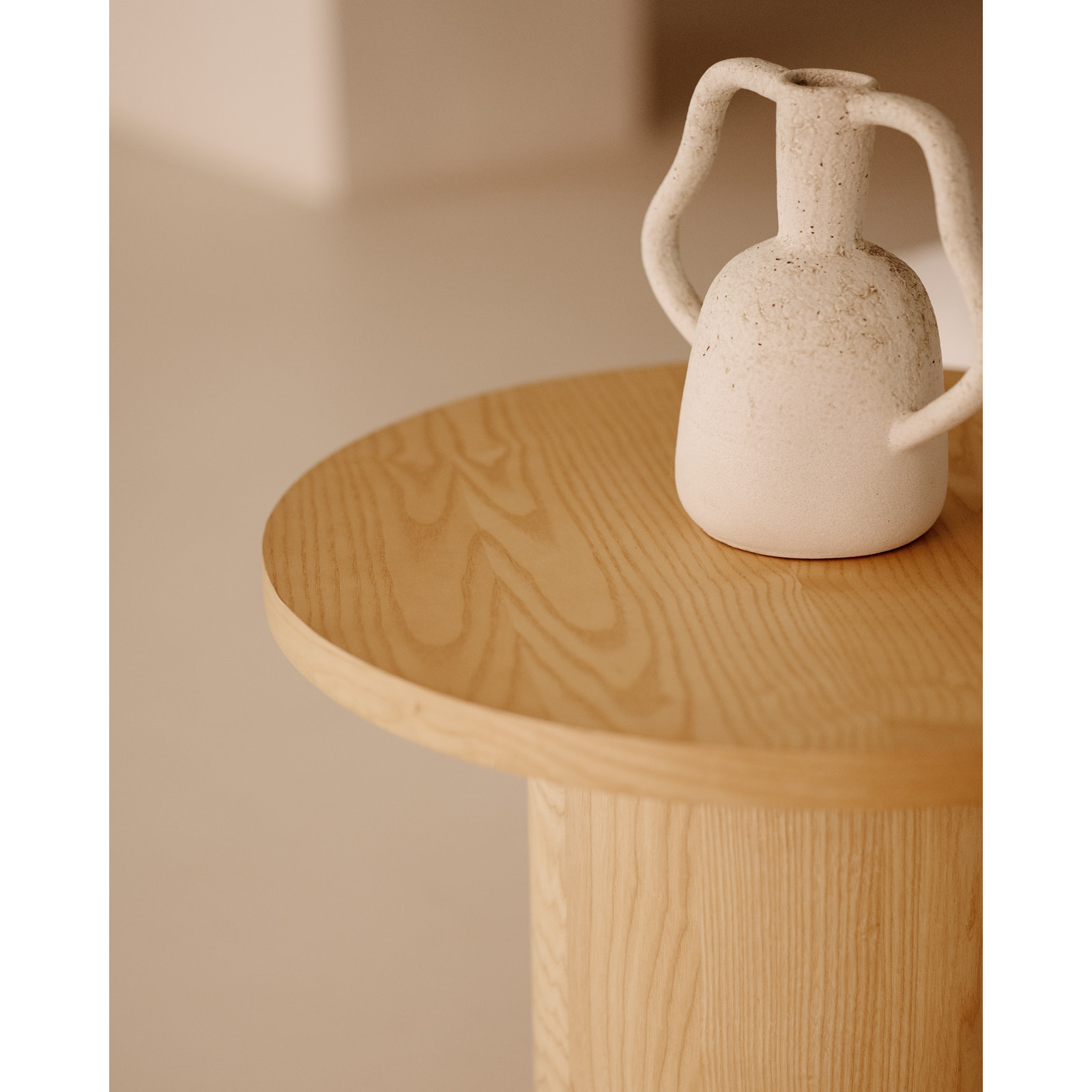 Mesa de centro redonda de madera de fresno en varias medidas