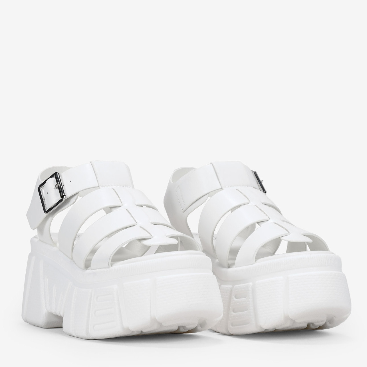 Sandalias cangrejeras con plataforma blancas