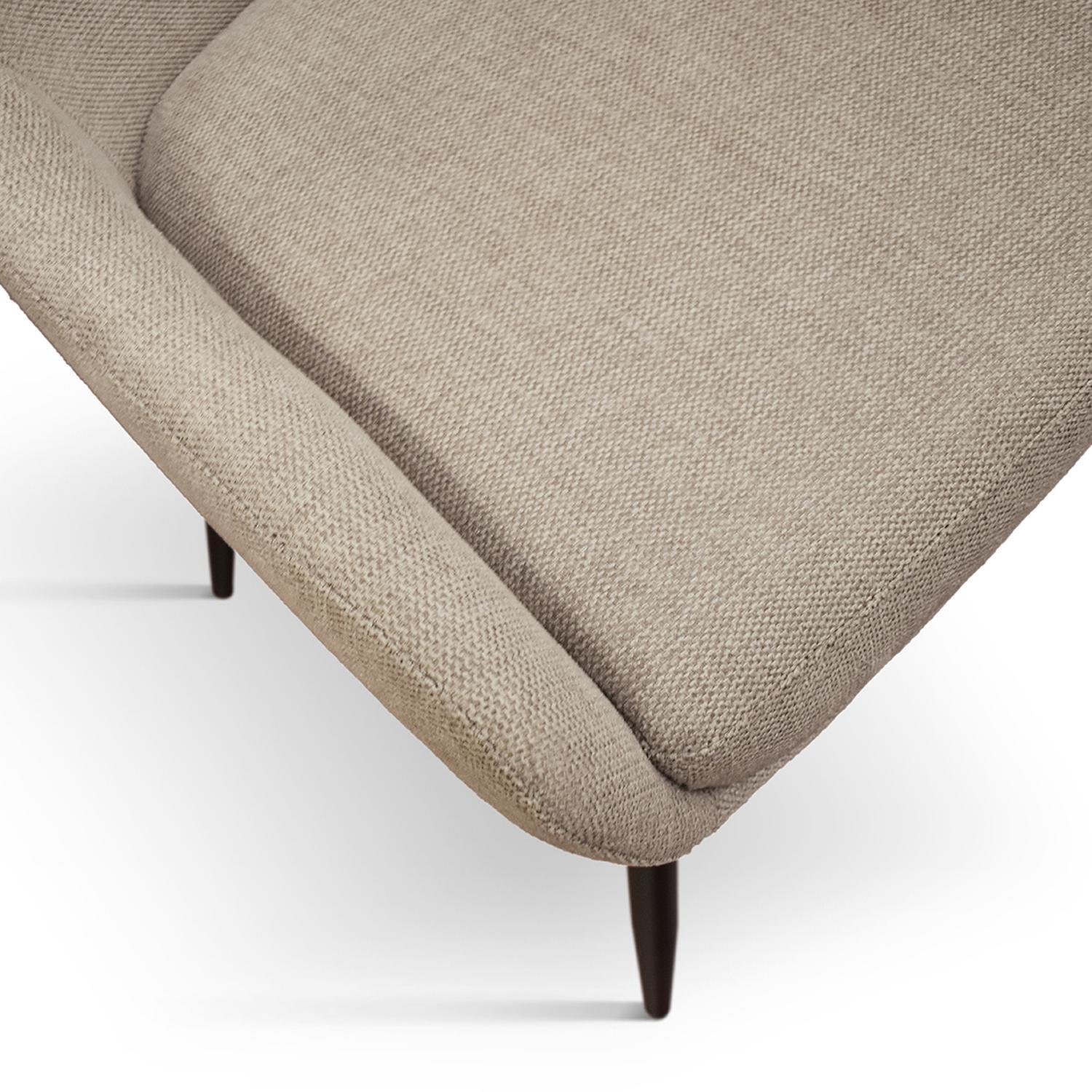 Set di 2 sedie TALLINN in tessuto beige e gambe in metallo nero opaco, con braccioli