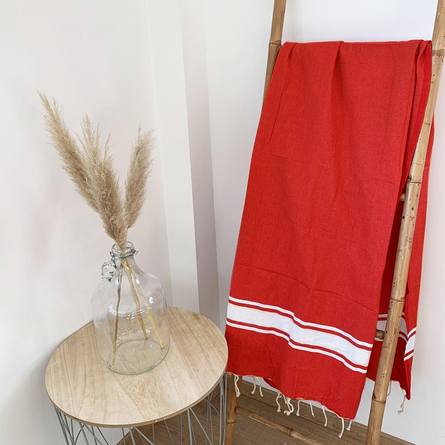 Fouta plate traditionnelle - Kozo Rouge - 100x200 cm - 190g/m²