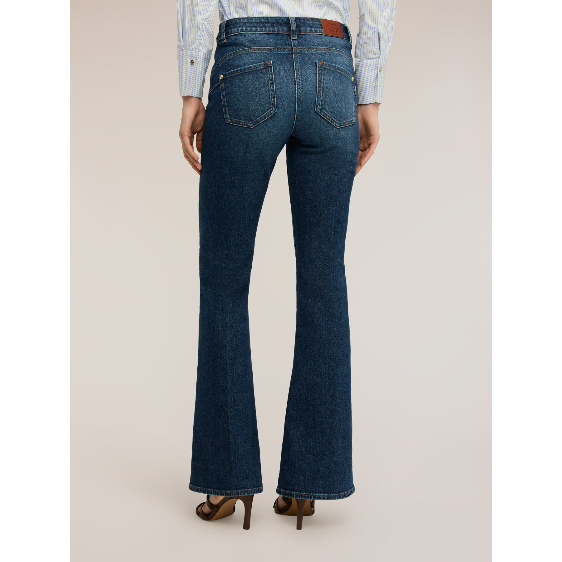 Motivi - Jeans flare push-up a vita alta - Blu