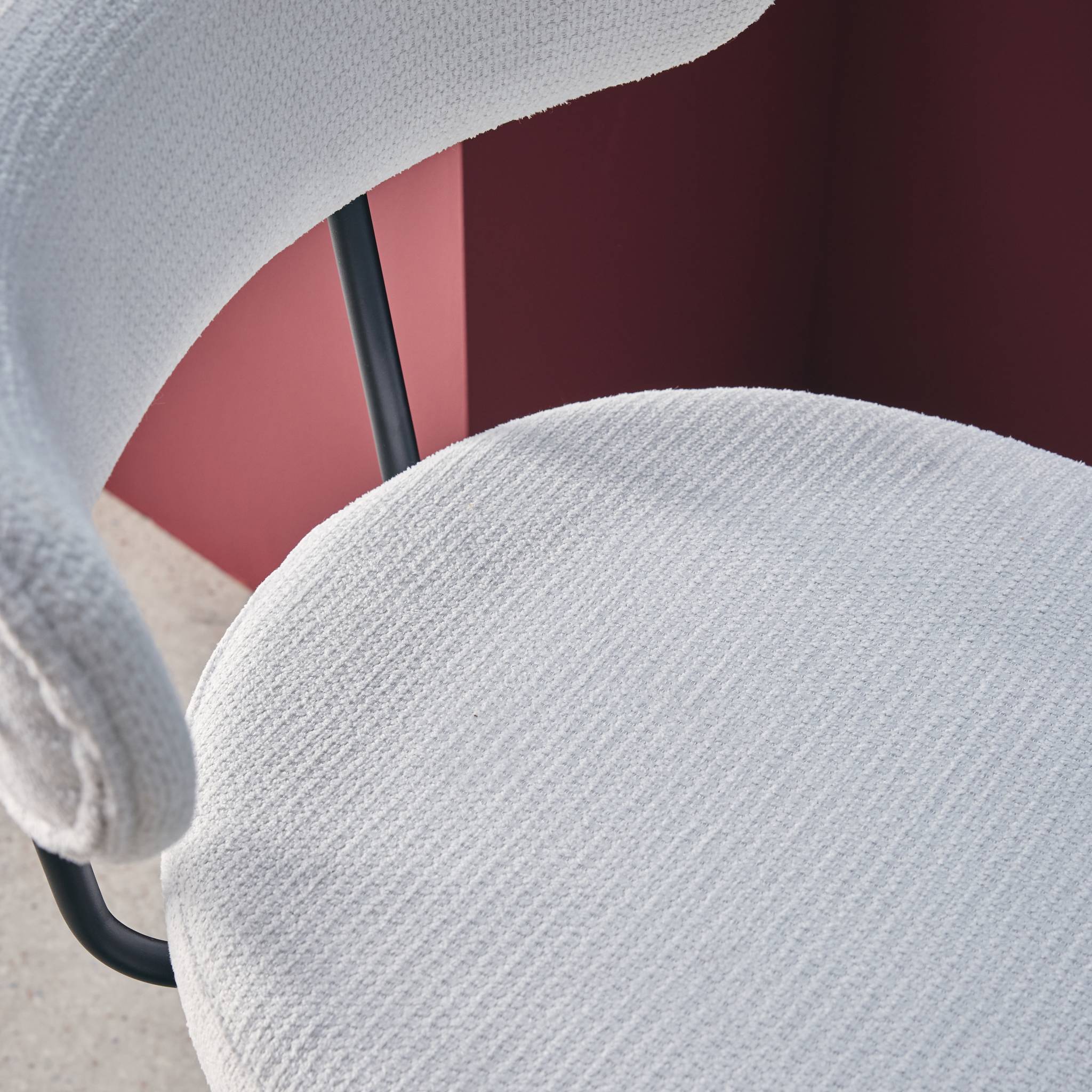 Lot de deux tabourets de bar assise rotative métal noir et tissu blanc - L 50 x P 50 x H 92cm - Iris