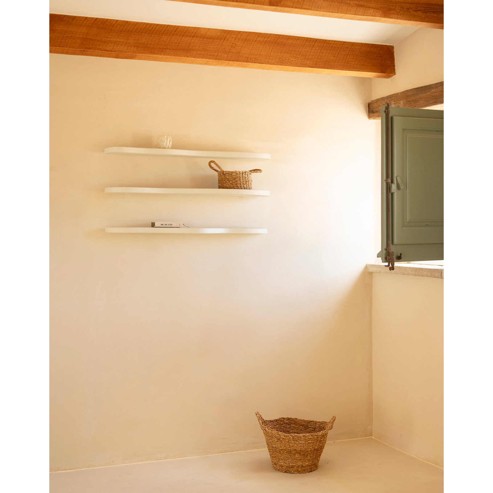 Pack 3 estanterías de microcemento en tono blanco roto de 100cm Alto: 3 Largo: 100 Ancho: 25