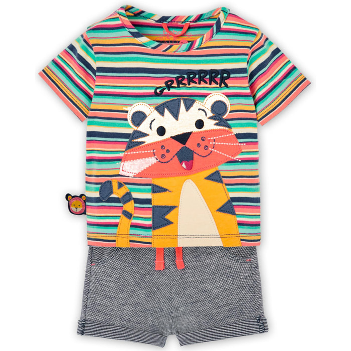 Conjunto multicolor con camiseta de mangas cortas y shorts