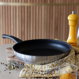 Poêle antiadhésive en acier inoxydable 28cm - tous feux FIRST