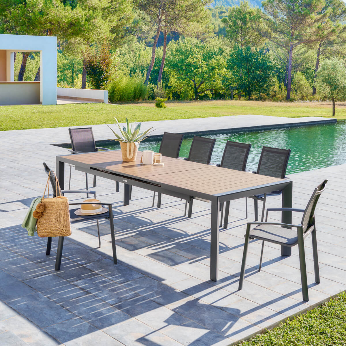 Table de jardin extensible "Évasion" effet bois honey & graphite 10 places en aluminium