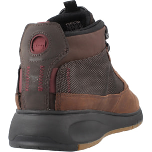 Botines Hombre de la marca GEOX  modelo U AERANTIS 4X4 B ABX MARRON