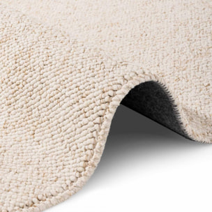 Tapis salon, motif faux uni, poils ras, look chaleureux, entretien