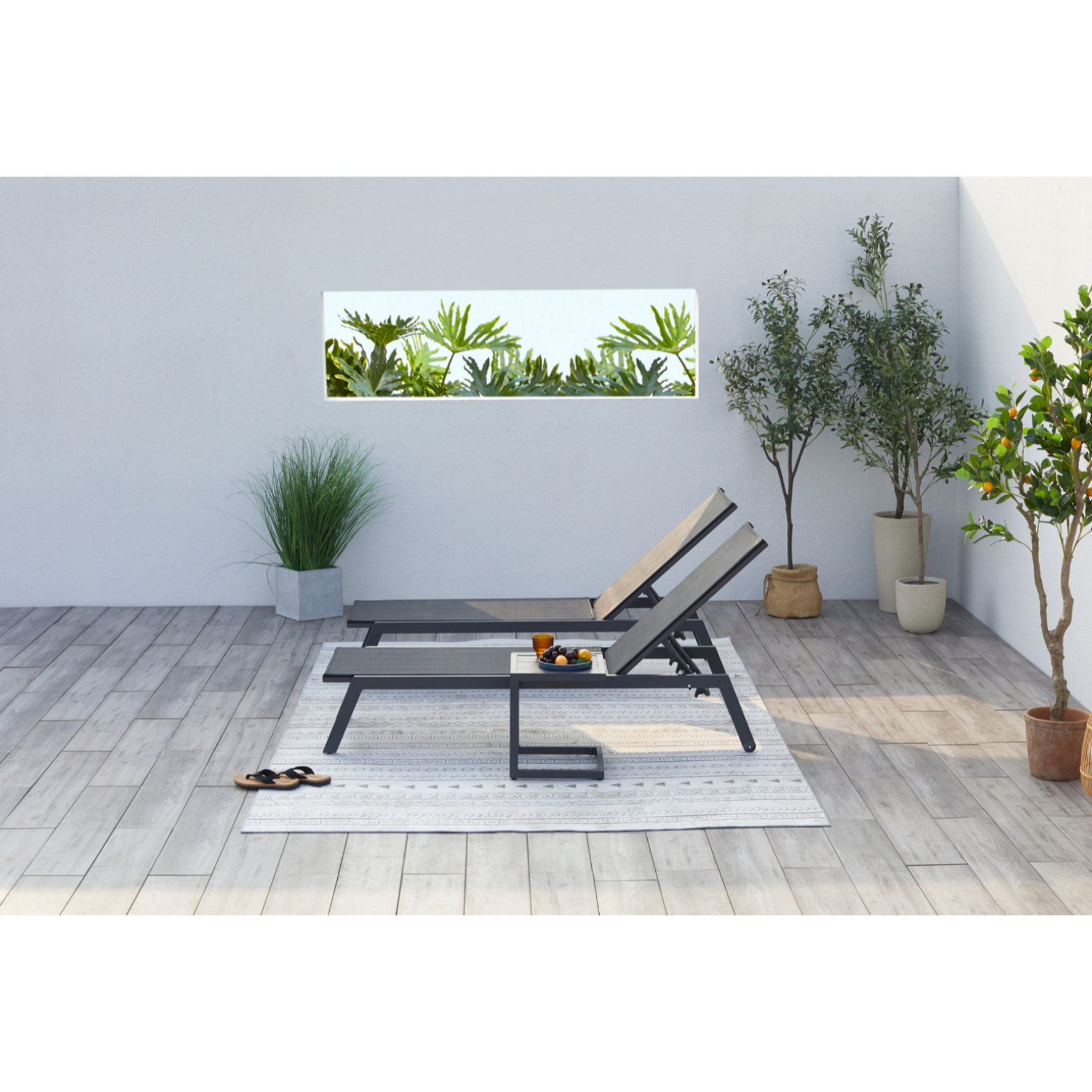 Lot de 2 transats et une table d'appoint noir PEROU