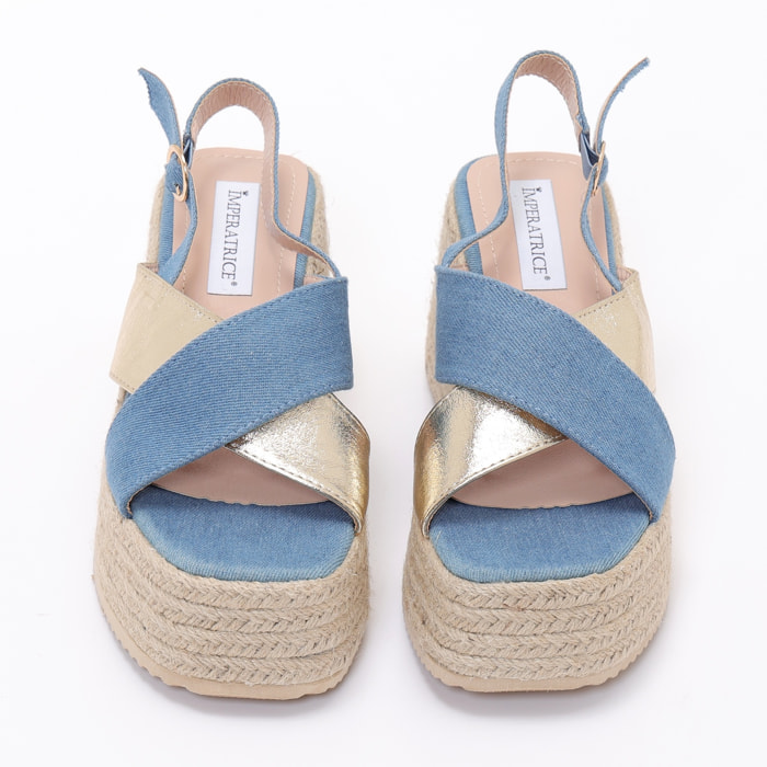 Sandali in simil pelle scamosciata con zeppa in rafia