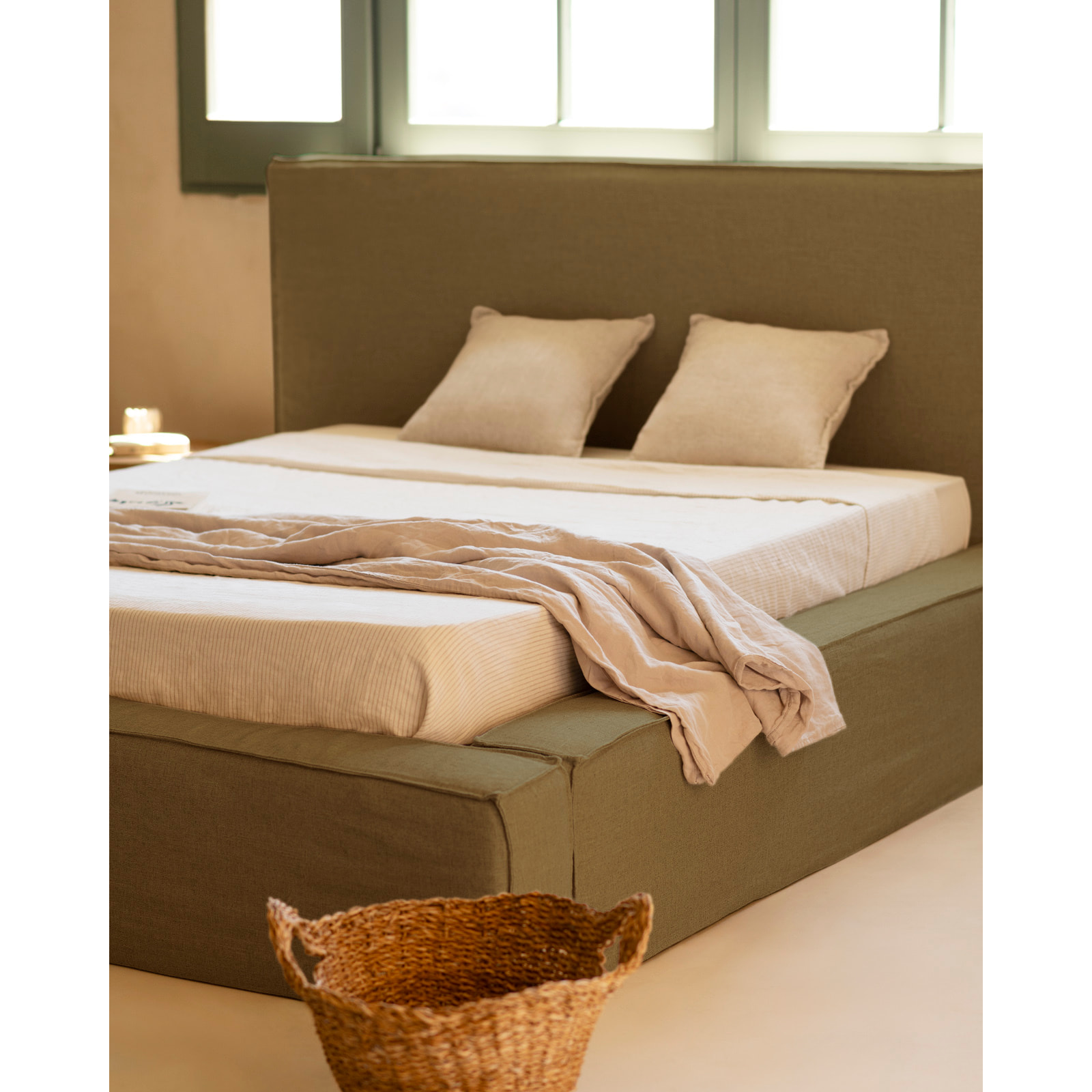 Lit déhoussable en lin vert pour les matelas en différentes tailles