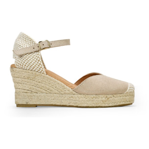 Alpargatas de piel beige con cuña de esparto