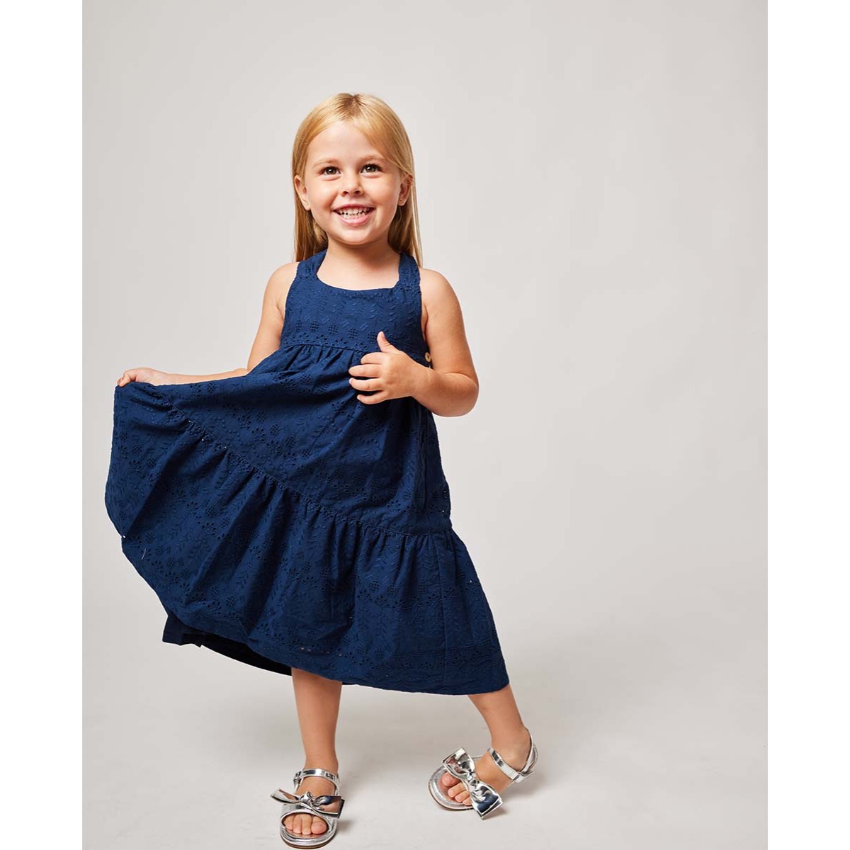 VESTIDO BORDADO MARINO